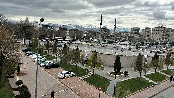 Kayseri'de Esnaftan İşgal! Vatandaşlar Mağdur Oluyor
