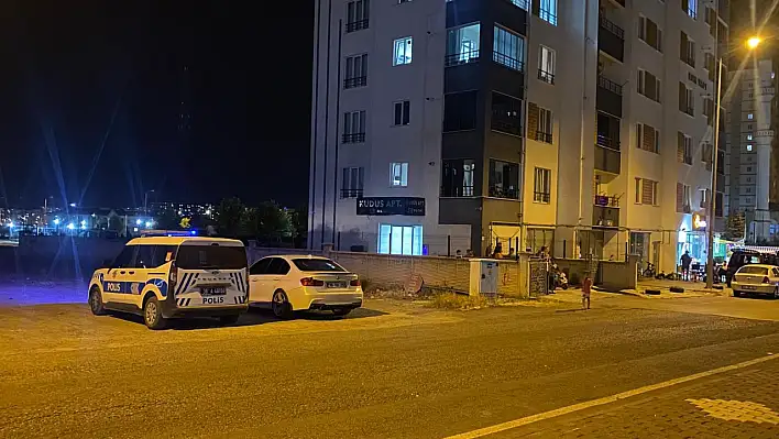 Kayseri'de kardeş kavgası! Eşyasının yerini değiştiren kardeşini bıçakladı