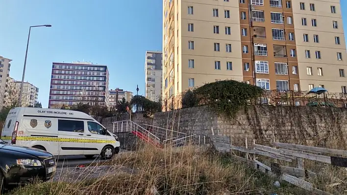 Kayseri'de Evinde Ölü Bulundu!