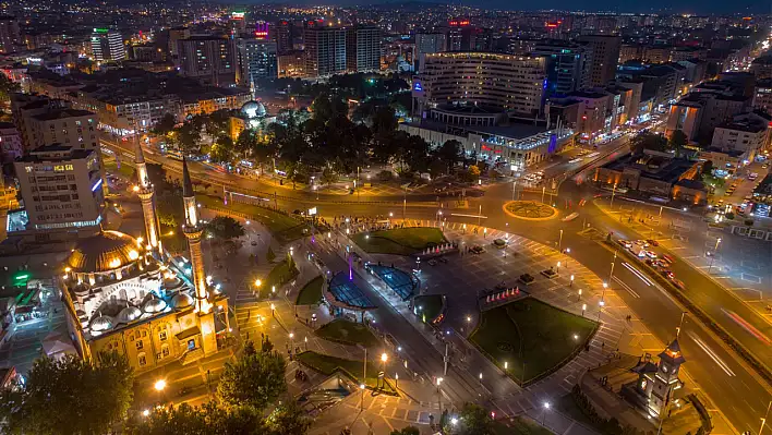 Kayseri'de Gökyüzü Teknoloji ve İnovasyon Merkezi kuruldu- Öğrencilerin hayalleri gerçek olacak!