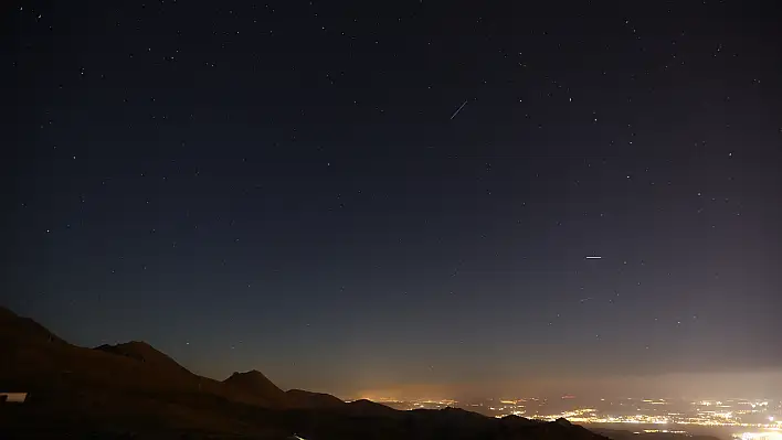 Kayseri'de görsel şölen - Binlerce kişi gökyüzüne mest oldu!