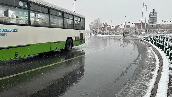 Kayseri'de halk otobüsü hatlarında değişiklik yapıldı