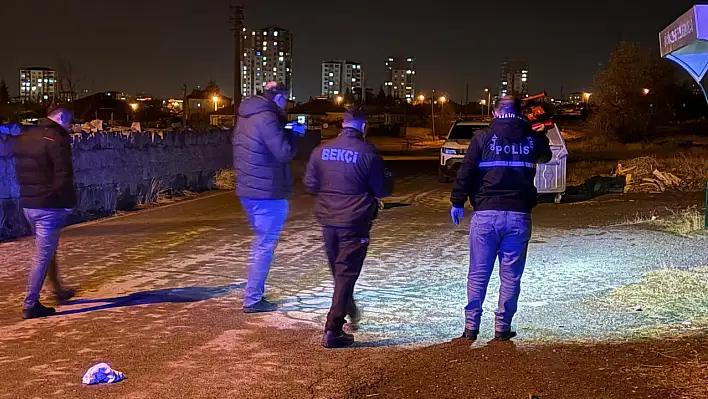 Kayseri'de hareketli saatler: Bıçaklı kavgada bir kişi yaralandı!