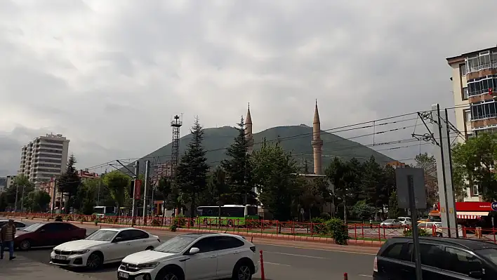 Kayseri'de her sabah aynı kaos! Otobüs seferleri onları da mağdur etti