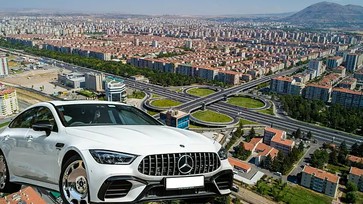 Kayseri'de icradan bu fiyata Mercedes!