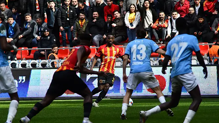 Kayseri'de ilk yarı 1-0 sona erdi: Kayserispor - Başakşehir