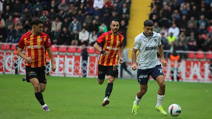 Kayseri'de ilk yarı sona erdi - maçta 4 gol var: Kayserispor - Fenerbahçe 