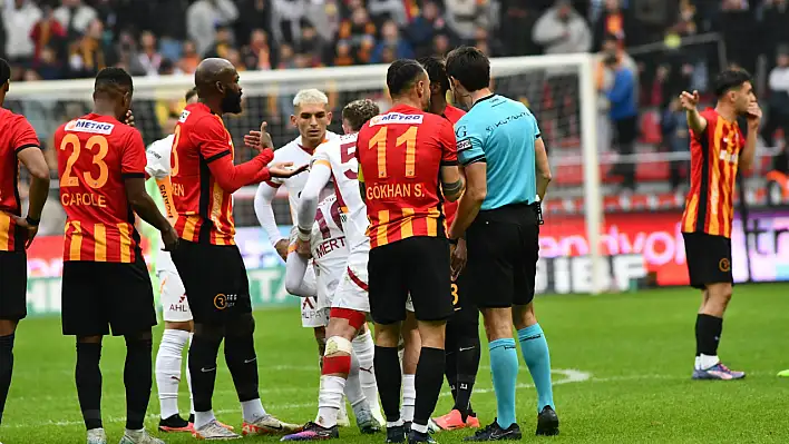 Kayseri'de ilk yarı sona erdi - Kayserispor - Galatasaray ilk yarı sonucu...