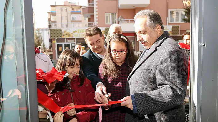 Kayseri'de iş yerleri patladı