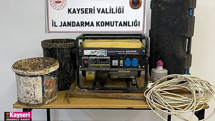 Kazı operasyonunda 3 gözaltı