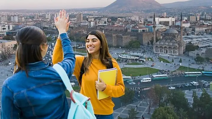 Kayseri'de kadınlar gününe özel eğitim fırsatı!