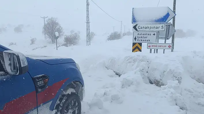 Kayseri'de kahraman muhtar kar fırtınasında 3 kampçıyı kurtardı!