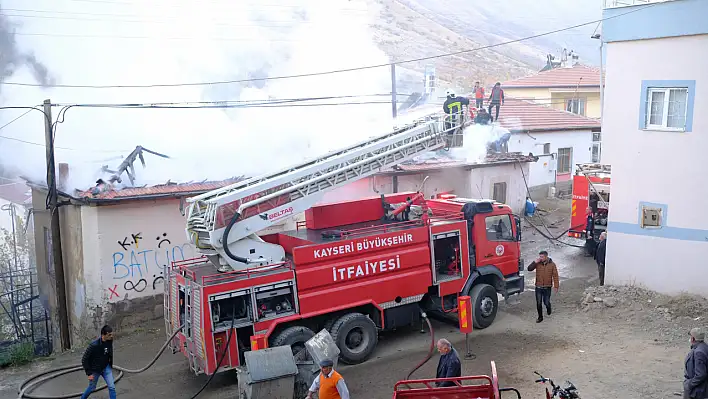 Kayseri'de kahvehanede patlama!