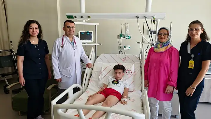 Kayseri'de kamyonun çarptığı çocuk, palyatif servisinde yeniden hayata tutundu!