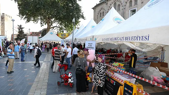 Kayseri'de Kan Vermek Can Kurtarıyor - Dev Kan Bağışı Etkinliği