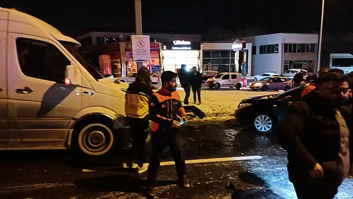 Kayseri'de kar yağışının ardından mahsur kalan 385 kişi kamu tesislerine alındı