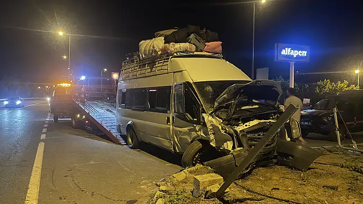 Kayseri'de kaza: Çok sayıda yaralı var!