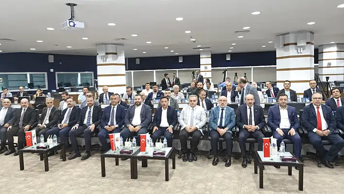 Kayseri'de kritik mesaj: ''Enflasyonda en zor dönemi atlattık''