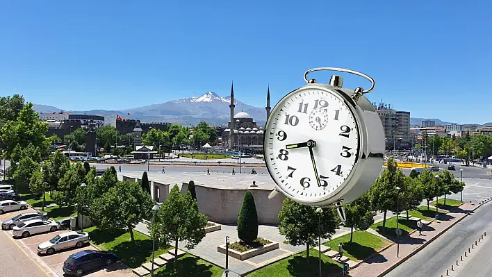 Kayseri'de marketlerin çalışma saatleri uzatıldı