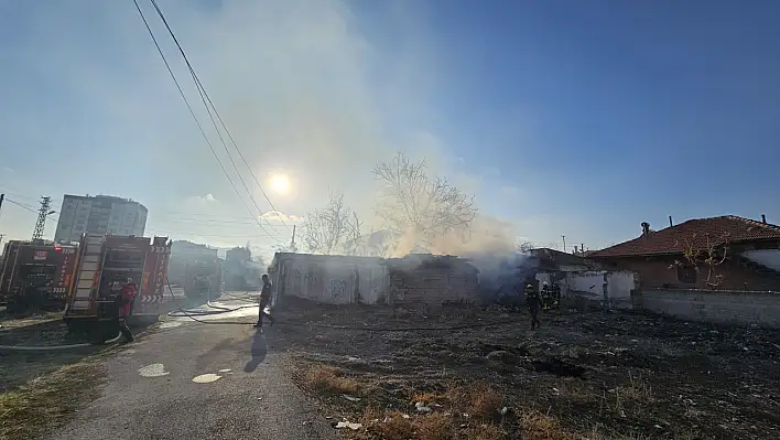 Kayseri'de müstakil evde yangın çıktı!