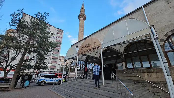 Kayseri'de nefes kesen kurtarma! Minarede can pazarı