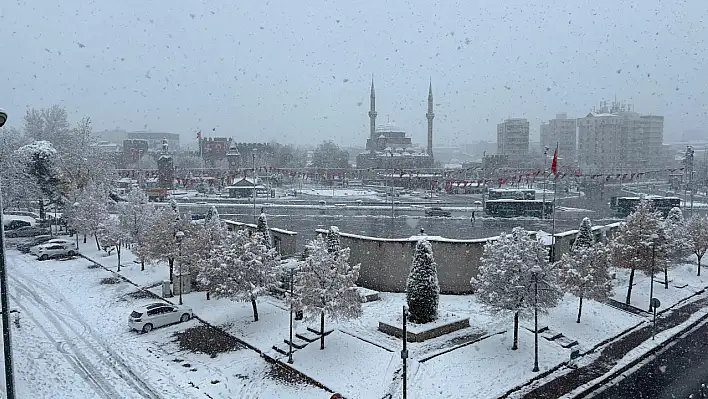 Kayseri'de öğrencilere müjdeli haber geldi mi? - Yarın okullar tatil mi?