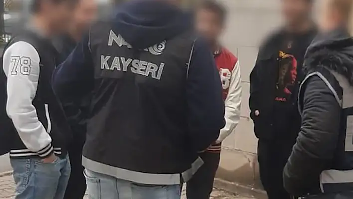 Kayseri'de okul çevresinde operasyon!