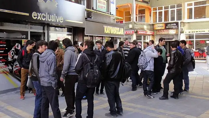 Kayseri'de okullar açıldı, işler düştü!