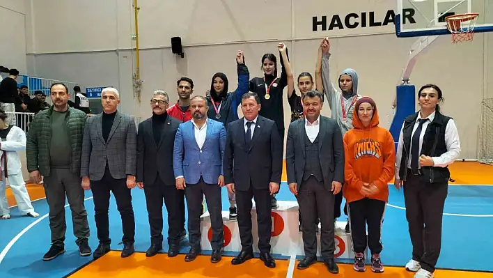 Kayseri okullar taekwondo şampiyonası sonuçlanda