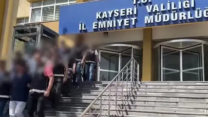 Kayseri'de Operasyon: 300 Milyon Yıllık Fosil Bulundu!