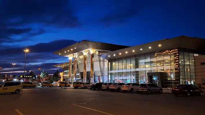 Kayseri'de otobüs biletini otogardan mı almalı yoksa internetten mi?