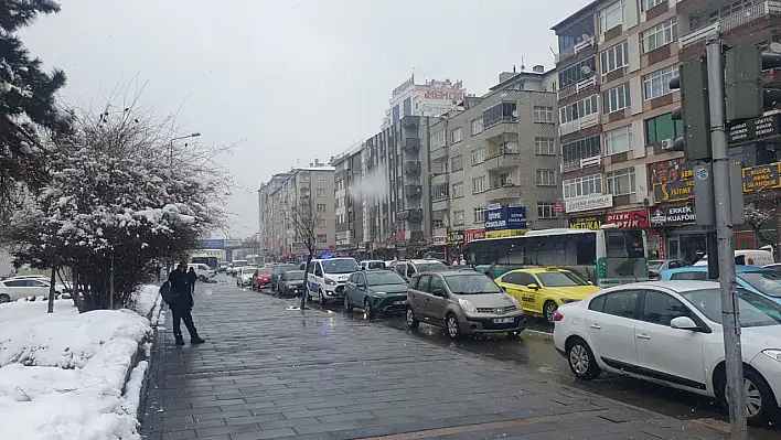 Kayseri'de otobüsler yolda kaldı!