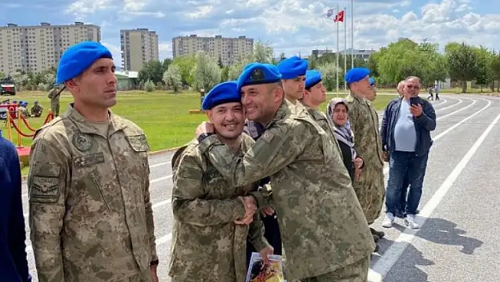 Kayseri'de özel öğrenciler teskerelerini aldı