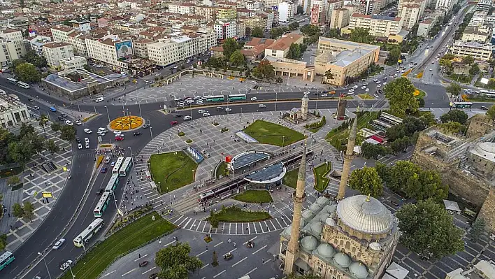 Kayseri'de Ramazan boyunca ücretsiz iftar verecek ikinci belediye belli oldu!