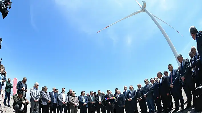 Kayseri'de rüzgârla çalışan toplu taşıma sistemi