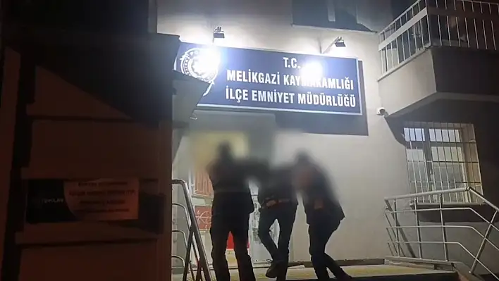 Kayseri'de silahla yağma suçundan aranıyordu- Yakalandı!