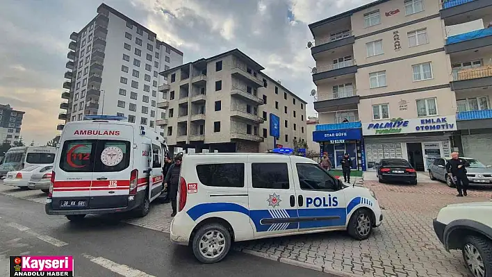 Sokak ortasında silahlı saldırı