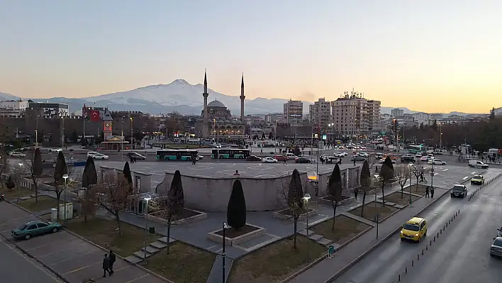 Kayseri'de sosyal medya hesaplarında neler paylaşıldı? İşte gündem olan çarpıcı konular…