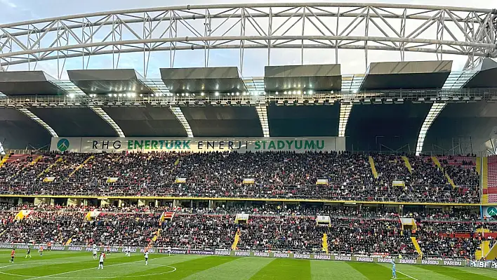 Kayseri'de stat alarmı! Kayserispor- Galatasaray maçı öncesi tribünlerinde büyük sürpriz