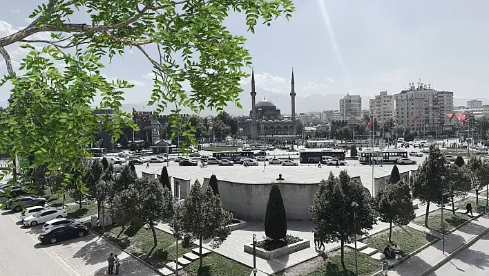 Kayseri'de tam hasat zamanı... - Dalda bir tane kalmadı!