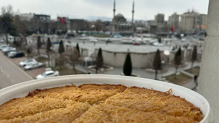 Kayseri'de tel kadayıfın her teline zam geldi: İki Ramazan arasındaki fiyat değişimi şaşırttı!