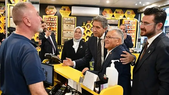 Kayseri'de ticaretin kalbinde esnafla bir araya geldiler