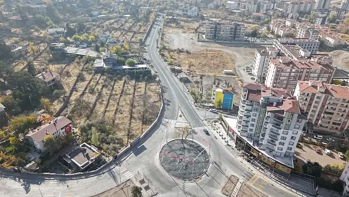 Kayseri'de trafiği rahatlatan dev hamle! Atatürk Bulvarı yepyeni haliyle açıldı