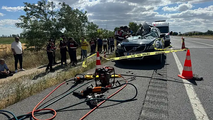 Kayseri'de trafik kazası: İki kardeş hayatını kaybetti