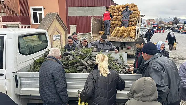 Kayseri'de ücretsiz dağıtım: 40 ton patates ve 30 bin fidan!