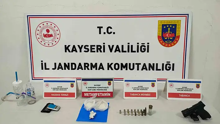 Kayseri'de uyuşturucu ve silah ele geçirildi