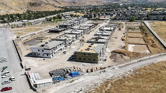 Kayseri'de yeni 120 bahçeli ev...