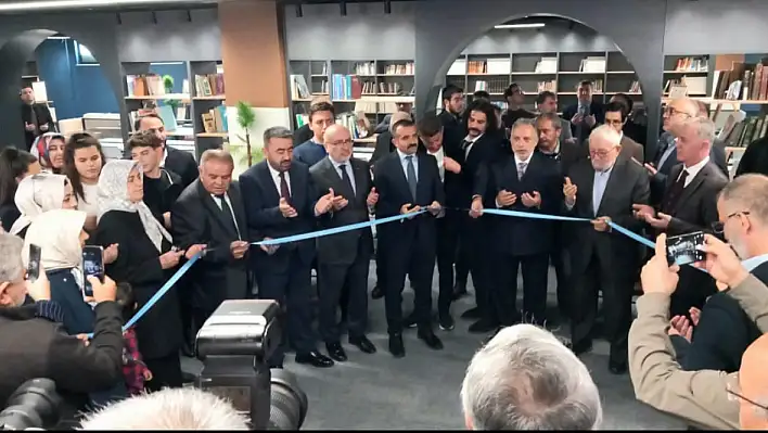 Kayseri'de yeni kütüphane açıldı
