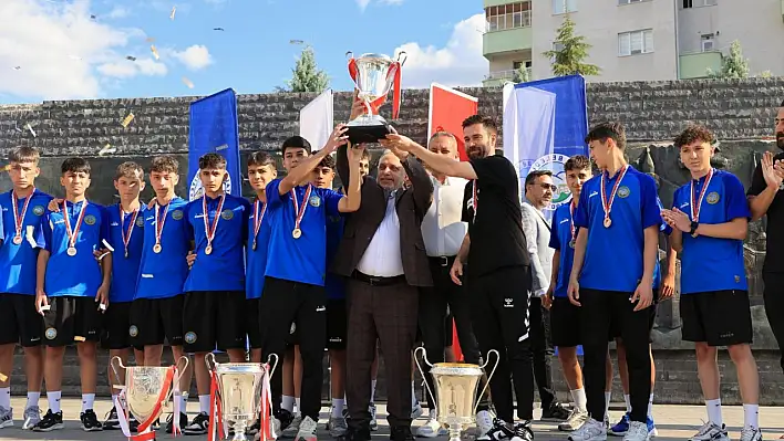 Kayseri'de yetenek üretim fabrikasına yeni oyuncular dahil oldu