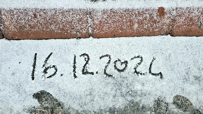 Kayseri'de yüksek kesimler beyaza büründü!